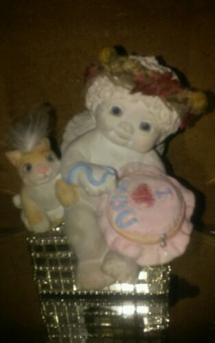 Cast Art Dreamsicles Love You Sew Figurine Shelf Sitter signed Kristin '97 10263