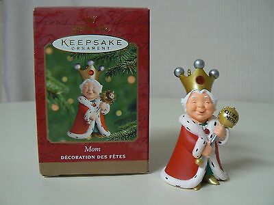 Hallmark Ornament 2000 MOM Queen Mother with Golden Crown and Red Jewel Scepter