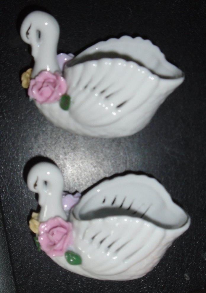 Vintage 2 Collectable Porcelain Ducks Rose Flower Bow Home Decoration Sz S HTF