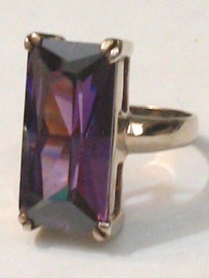 Vintage 9ct Purple CZ Amethyst Gold Plate Sterling Cocktail Friendship Ring S7.5