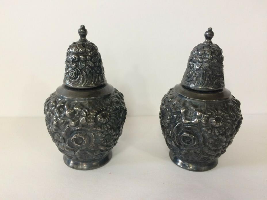 VINTAGE WB MFG CO C-102 ORNATE REPOUSSE SALT & PEPPER SHAKERS SILVER PLATE