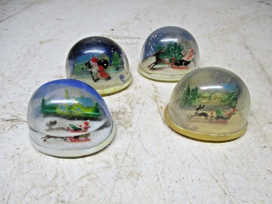 4 Small Old Plastic Santa Claus Snow Globes Snowdomes