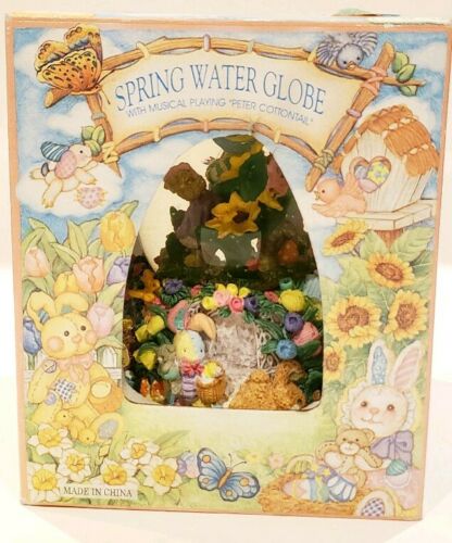Collectible Water Globe Spring Water Globe w/ Musical Playing Peter Cottontail