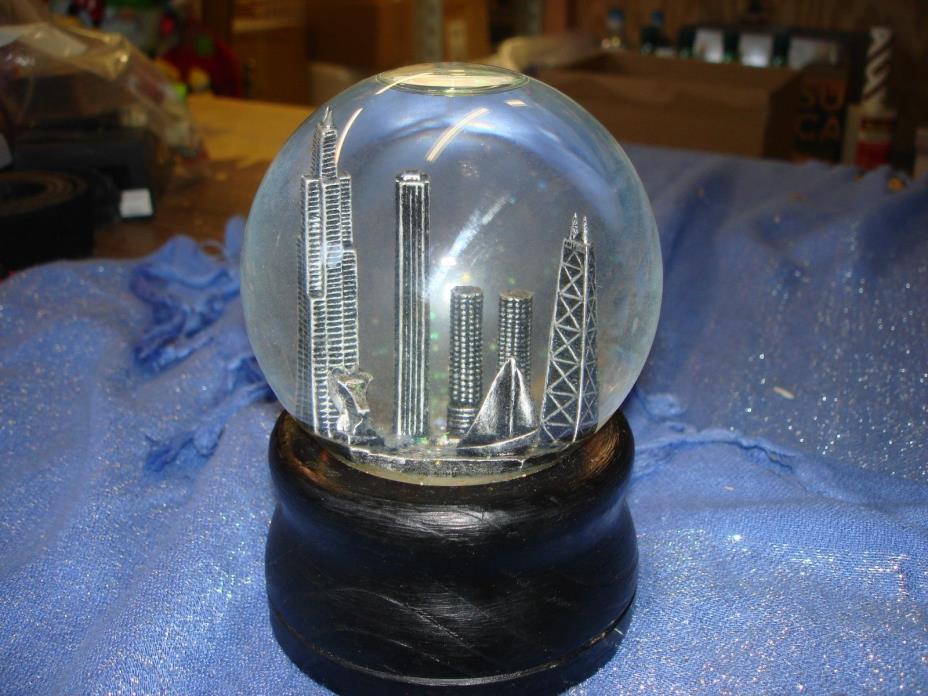 J J J S Imports Musical  Snow Globe  RETIRED  Rare