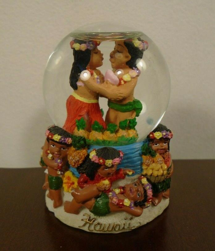 Vintage Hawaii Souvenir Mini Snow Water Globe Dome Hawaiian Islands Travel Gift