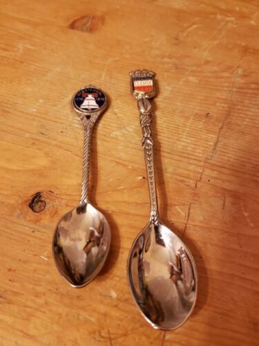 LOT OF 2 U.S.A. SOUVENIR SPOONS:  BICENTENNIAL & D DAY, GOOD CONDITION