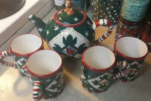 Holiday Ceramic Candy Cane Bear Teapot And 4 Mugs HOme Decor Fashion UNIQUE!!