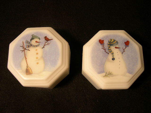 (2) 2001 HEART STEPS  SNOWMEN  TRINKET / JEWELRY BOXES ~~ QUILTED INSIDE BOTTOMS