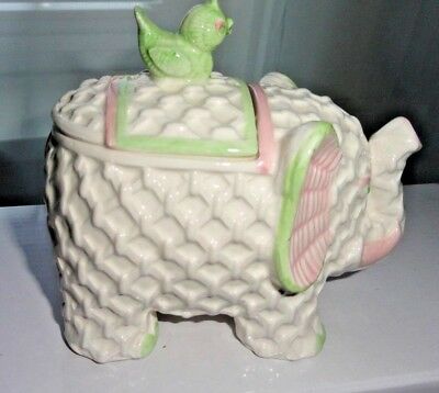SIGMA Ceramic Elephant With Bird~Trinket Box~Basket weave~Pastel Pink & Green