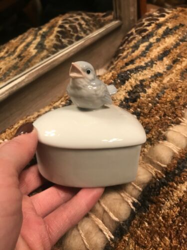 OTAGIRI Japan Bird Trinket / Ring  porcelain Heart Dresser Storage Jewelry box