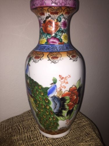 PEACOCK & FLORAL VASE ASIAN THEMED GOLD TRIM THROUGHOUT IMARI STYLE