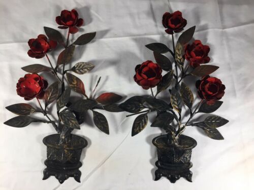 Vintage 1970’s 2 Floral Rose Metal Wall Hanging Decoration