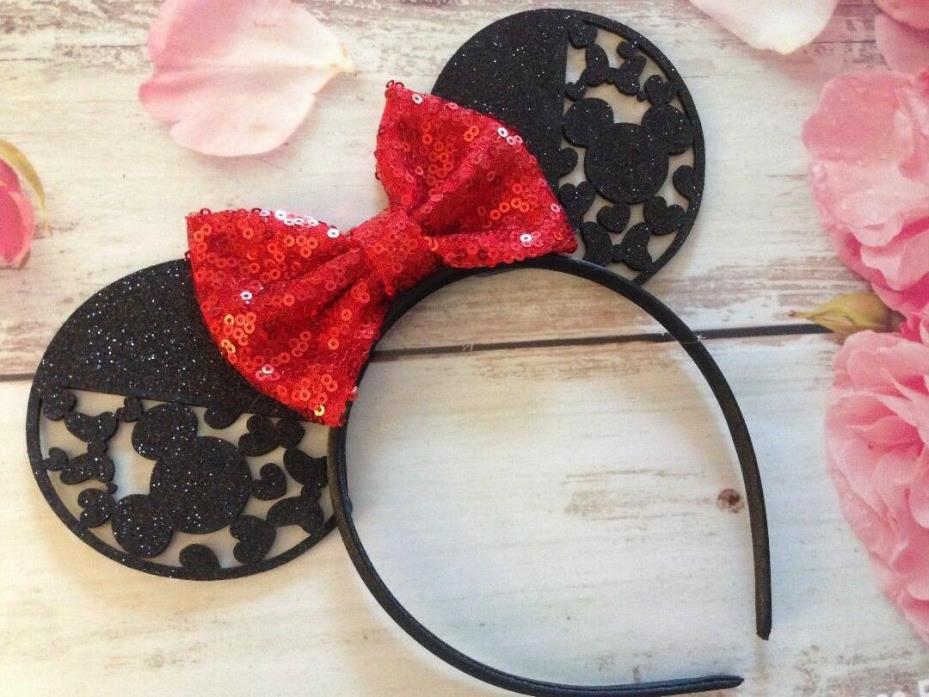 Minnie Mouse ears headband- Disney World- Disneyland- party headband