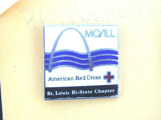 AMERICAN RED CROSS PIN, MO/BI STATE CHAPTER PIN w/ St LOUIS ARCH