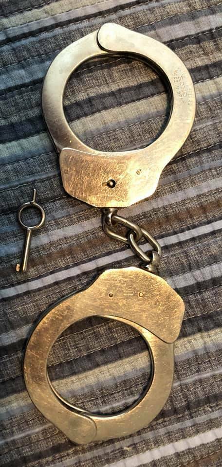 Vintage DETECTIVE ROMO Hand Cuffs with key