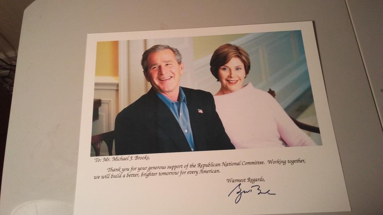 3 Donor Photos -- President George and Laura Bush (Lot 52518F)