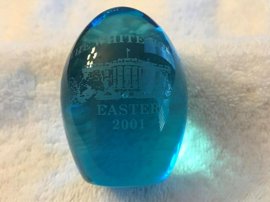 2001 White House Easter Egg / Blue Glass