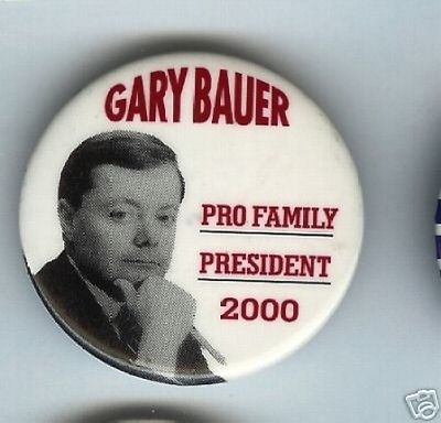Gary BAUER  President 2000 pin Pro Family