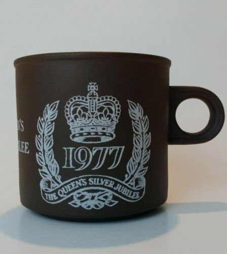 Hornsea Pottery Queen Elizabeth II Silver Jubilee Vitramic Mug Cup Rare 1977