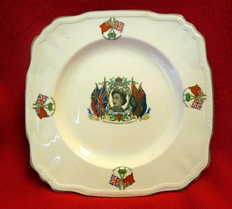 Queen Elizabeth II 1952 Coronation Collector Plate Alfred Meakin msc15