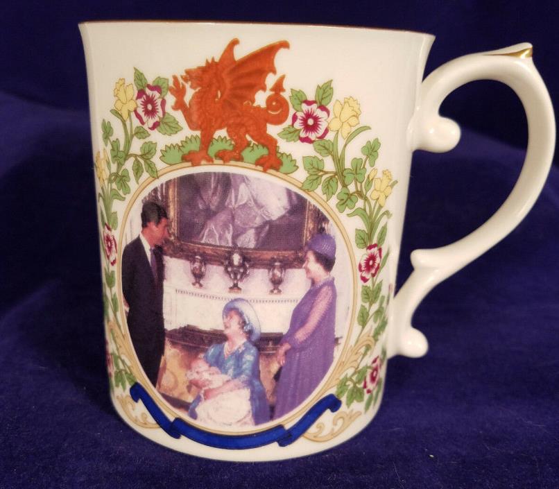 Bone china mug England commemorating Four Generations Royal Family