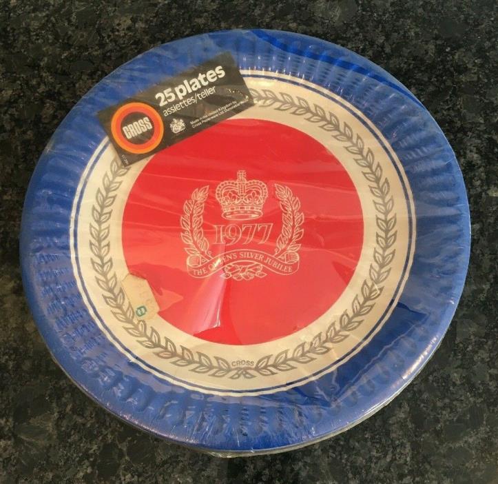 Vintage Queen Elizabeth II Silver Jubilee 1977 Round Paper Plates NEW 9”