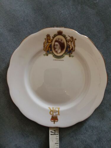 Queen elizabeth ii coronation plate