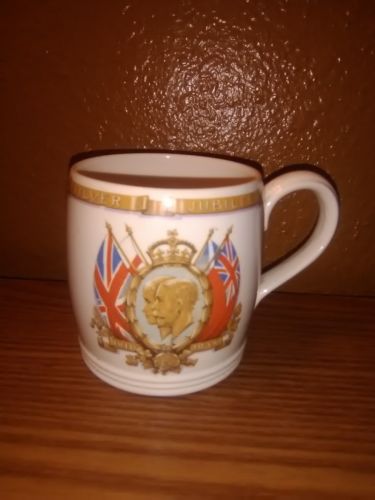 George V & Queen Mary Solian Ware Silver Jubilee mug Johnson Bros England