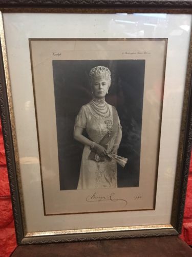 Queen Mary Signed Buckingham Palace Vandyk Photo Print Signed 1943 BD