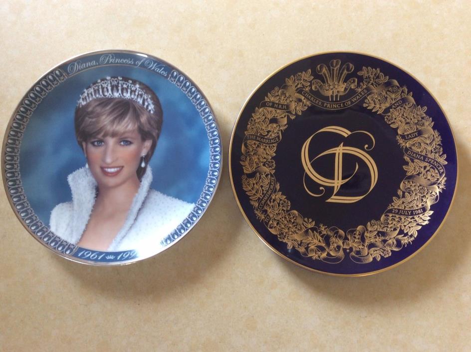 ( 2 ) COLLECTIBLE PLATES - PRINCESS DIANA TRIBUTE & THE ROYAL WEDDING - MINT