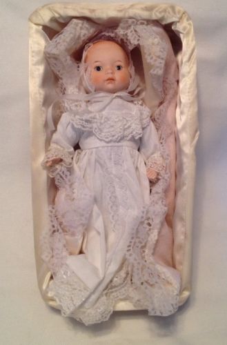 Collectible- NIB - Baby Prince William 11