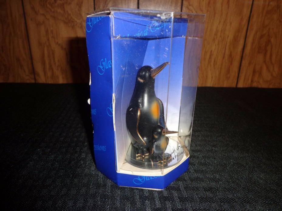 UNISON GIFTS GLASSICAL EXPRESSIONS HAND SCULPTED PENQUINS FIGURE