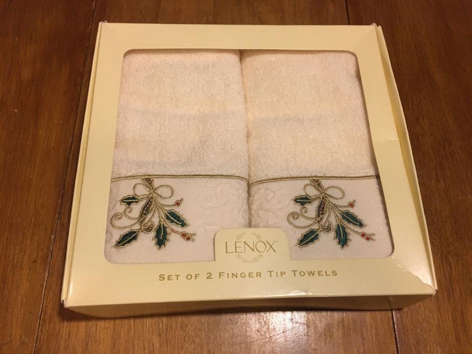 2 Lenox Fingertip Towels Ribbon and Holly Ivory NIB