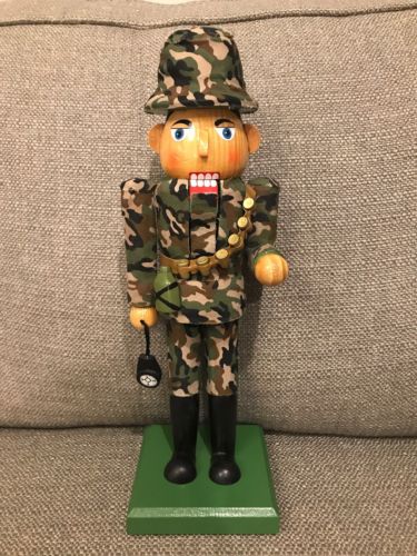 2007 Military Army Soldier Nutcracker Target Limited Edition Wooden Camo 14 Inch