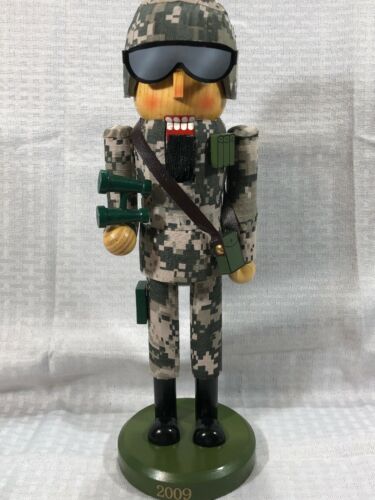 Target 2009 Limited Edition Army Nutcracker 14