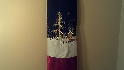 CHRISTMAS TREE SKIRT GREEN VELVENTEEN WITH EMBROIDERED TREES, 48
