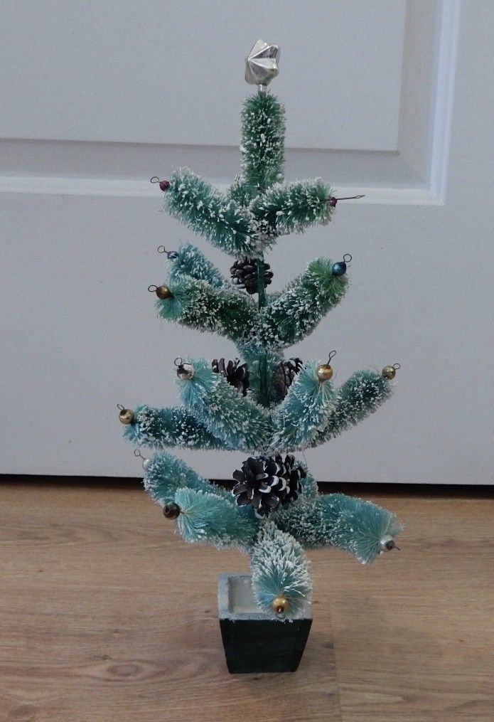 Vintage 1950s Bottle Brush Christmas Tree w/ Mercury Glass Star on Top Wood Base