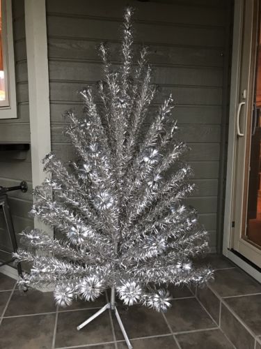 Vintage Evergleam Pom Pom Aluminum Silver Christmas Tree 6 Foot w/ 94 Branches
