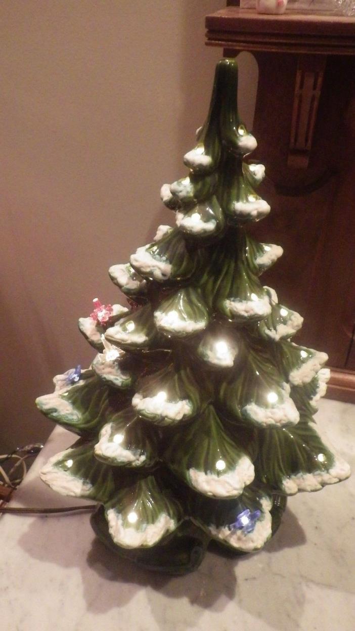Vintage Atlantic Mold Ceramic Lighted Christmas Tree 17