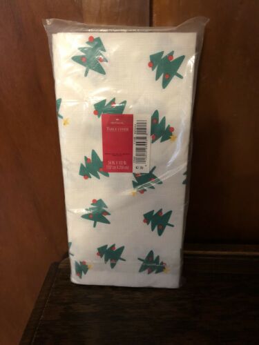 Hallmark Table Cover Paper Tablecloth Vintage Christmas Tree 54