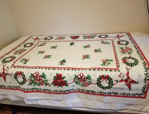 VINTAGE TABLECLOTH SANTA CHRISTMAS 60