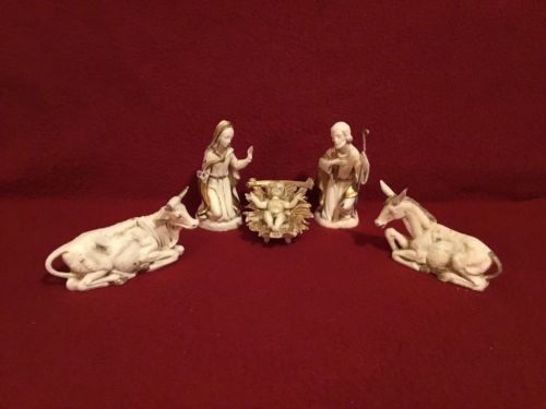 Vintage Christmas Nativity Figures (5) White w/gold details Italy