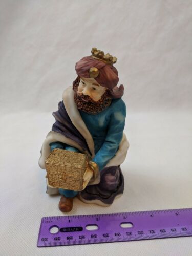 Christmas Nativity Wise Man King Purple & Blue Robes Replacement Resin Figurine