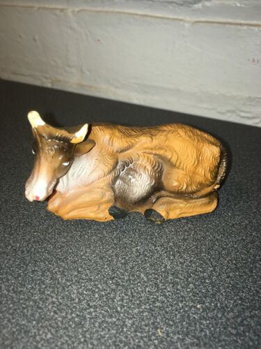 VINTAGE 1950'S NATIVITY COW FROM ITALY HAND PAINTED 3 INCHES LONG VERY NICE!!