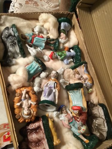 Vintage Japan 19 Piece Nativity Scene with Box