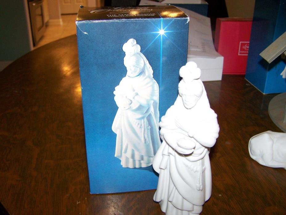 Avon Nativity Collectibles -1983 - The Magi - Jaspar  - Figurine