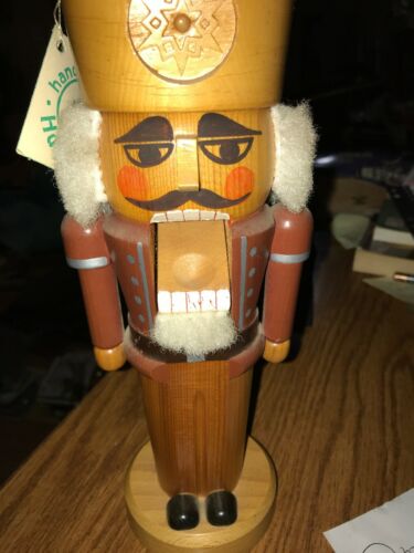 VINTAGE GERMAN NUTCRACKER 11” ERZGEBIRGISCHE VOLKSKUNST VEB EVK SEIFFEN