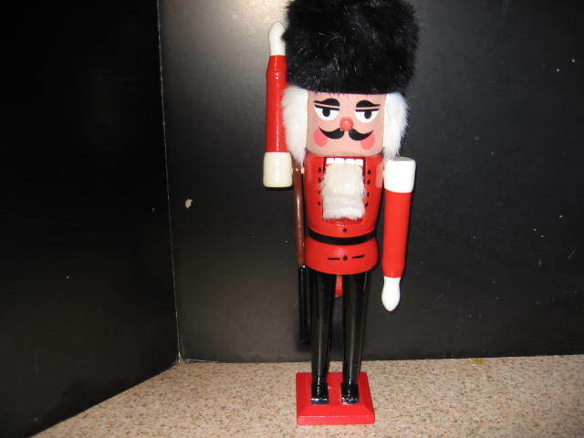 Vintage  Nutcracker Soldier Red  15