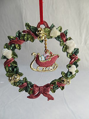 Christmas Metal Wreath With Sleigh Ornament NEW