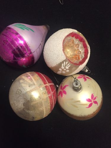 4 Medium Sized Glass Christmas Tree Ornaments Vintage 1 Indent Mica